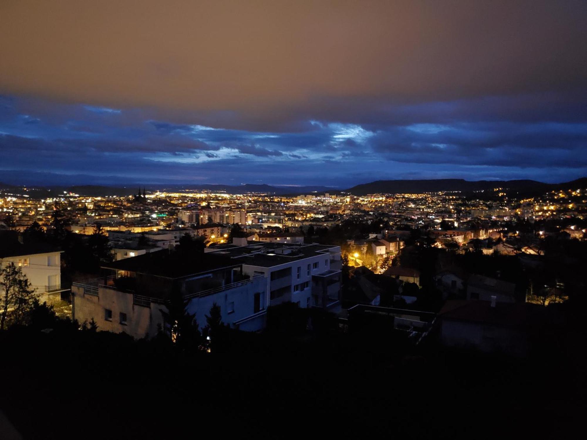 Entre Ville Et Nature - Les Hauts De Clermont Avec Garage Gratuit Clermont-Ferrand Exterior foto